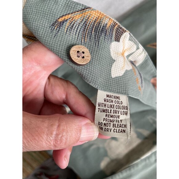 Izod Mens XL Hawaiian Floral Shirt 100% Silk Sage Green Short Sleeve Button-Up - Picture 7 of 8